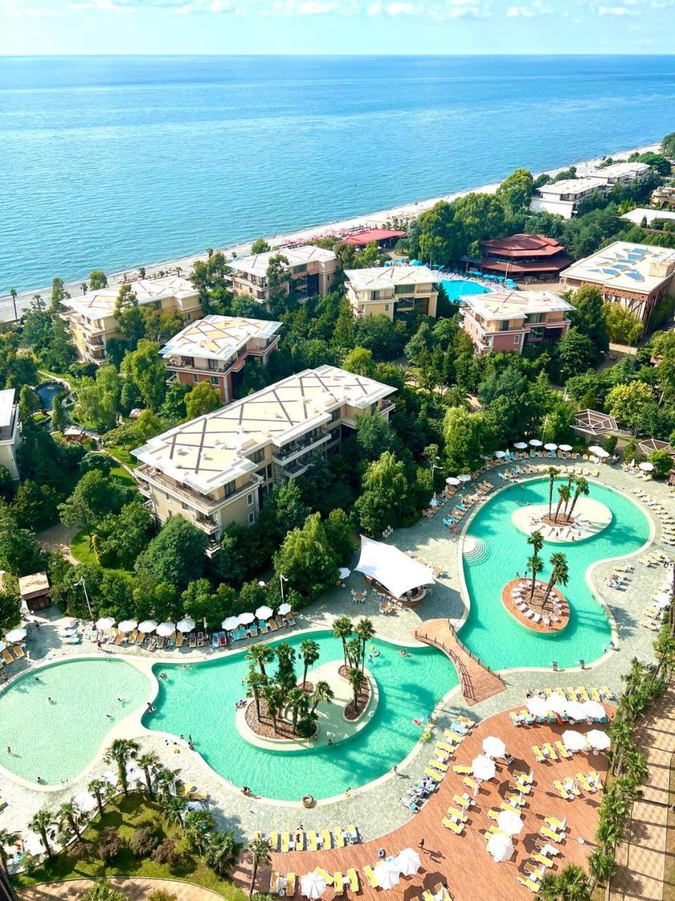 Luxury Oasis Apartment Chakvi Buitenkant foto